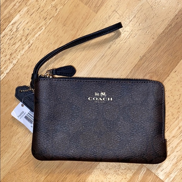 Coach wristlet- New with Tag - Picture 2 of 8